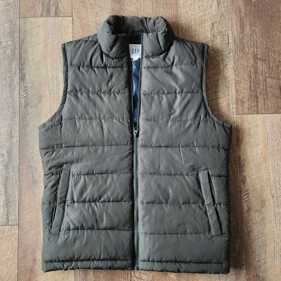 GAP Other - Gap Mens Cold Control Puffer Vest In Color Black Grass Size Small